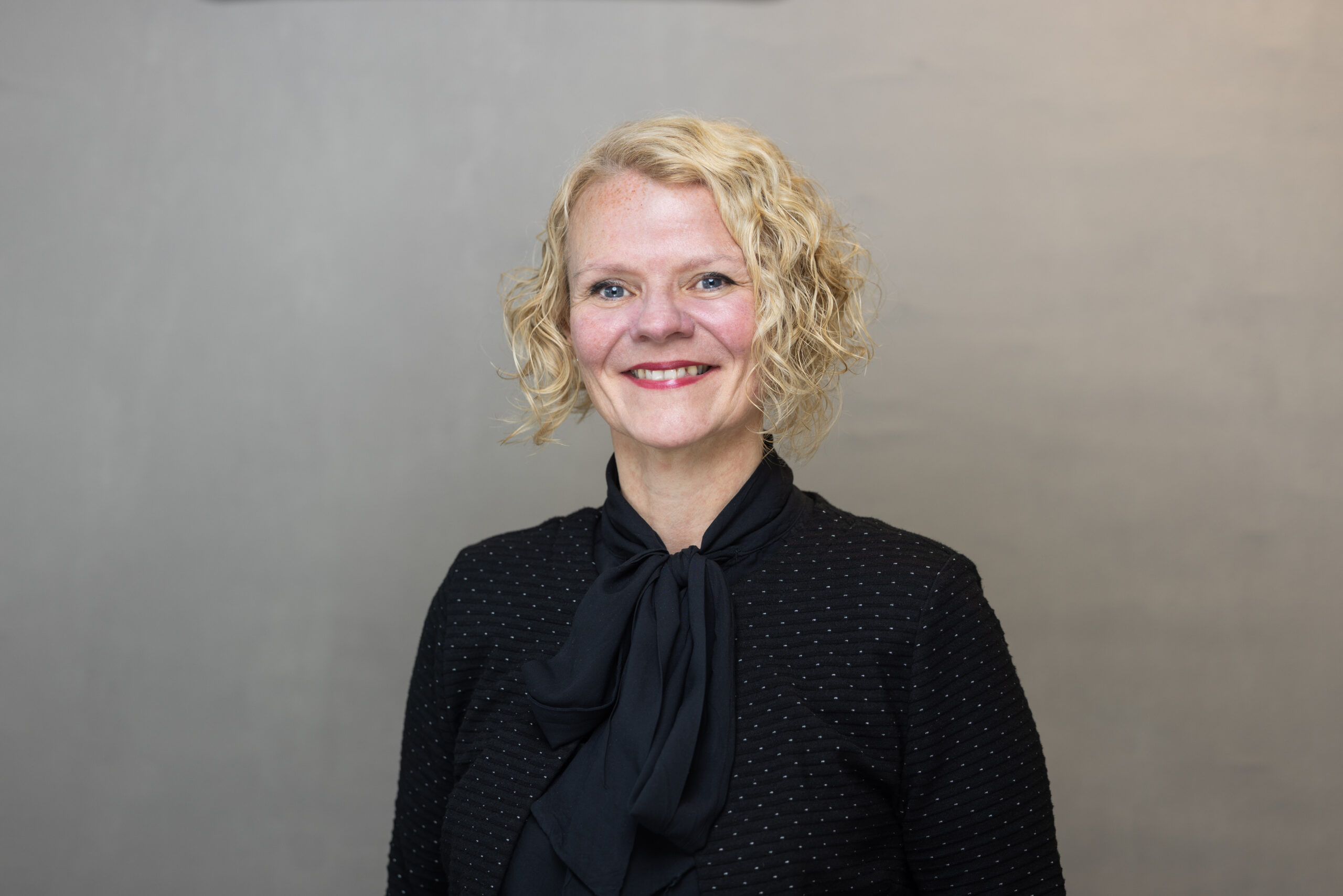 Julianne Antrobus Officially Takes the Helm as UKNNL Chief Executive ...
