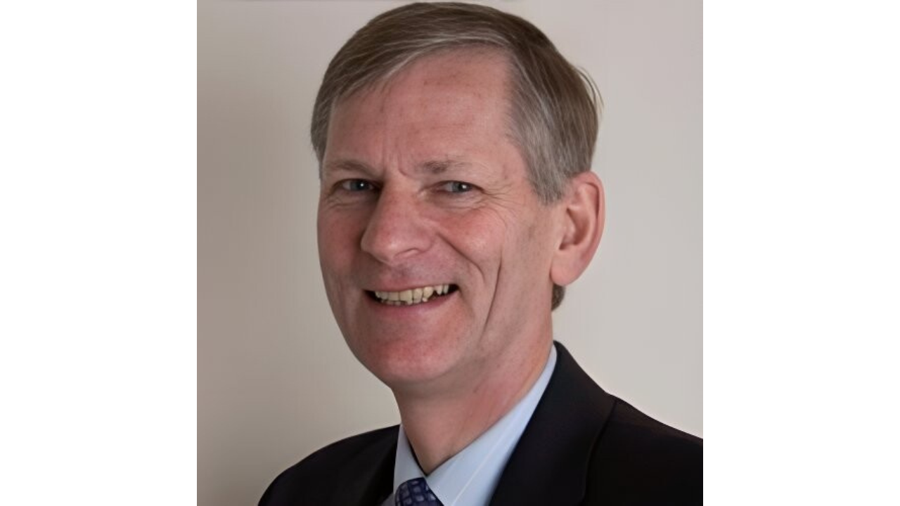 Tony Roulstone headshot