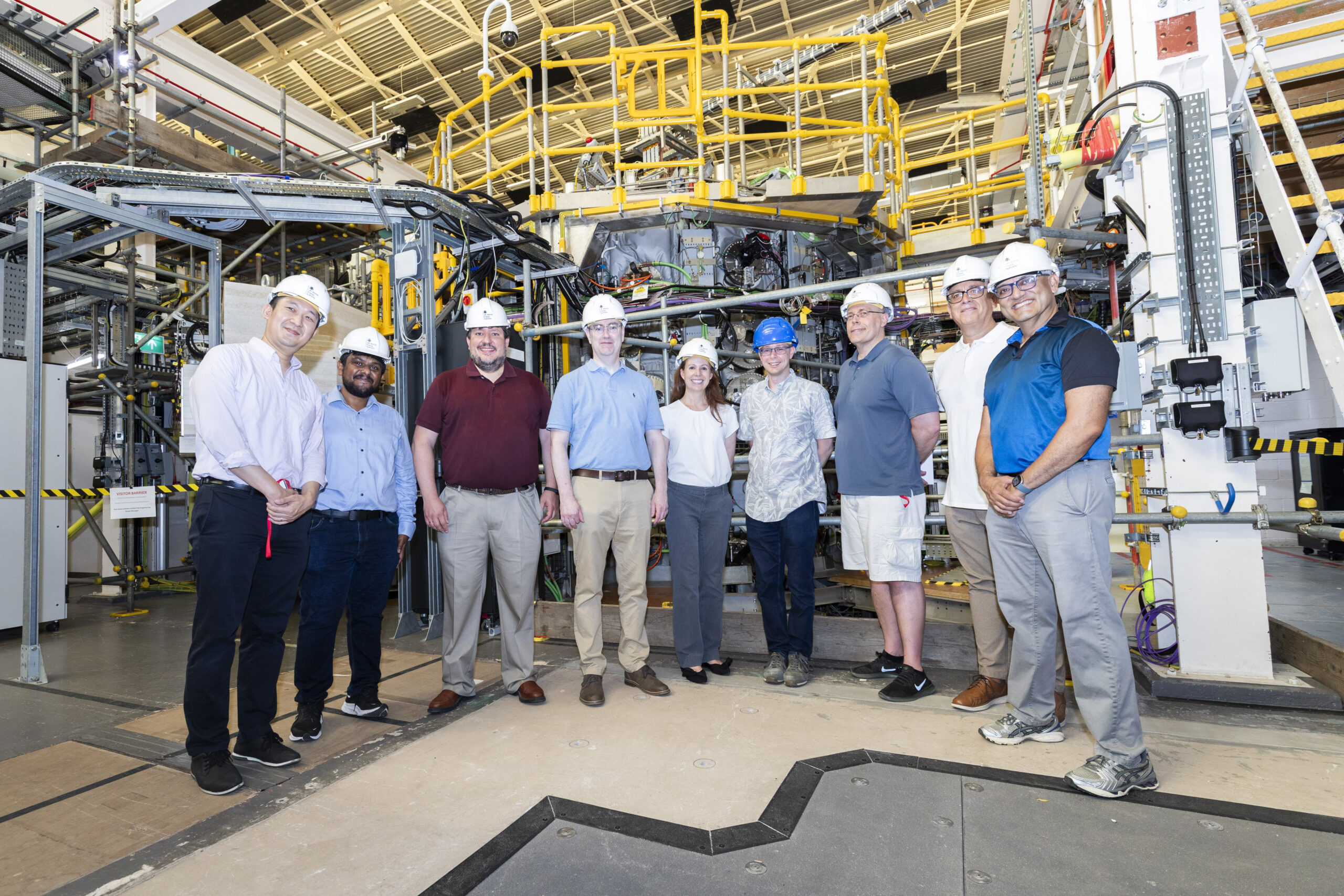 Princeton Plasma Physics Laboratory (PPPL) group visiting MAST Upgrade with UKAEA staff